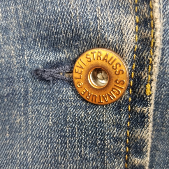 Women's VTG Levi's Denim Jacket Size L - Picture 4 of 6